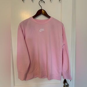 Nike women’s XL sweater shirt